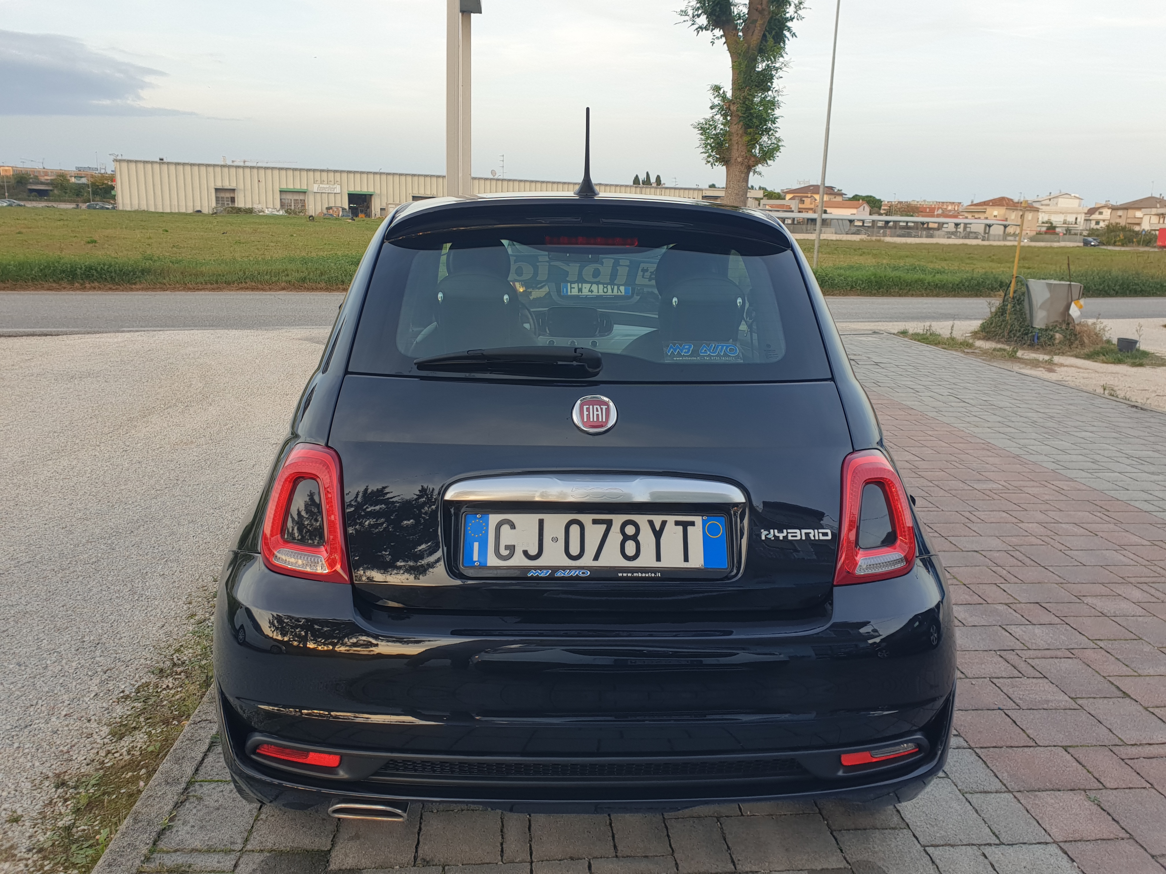Fiat <span>500 HYBRID 