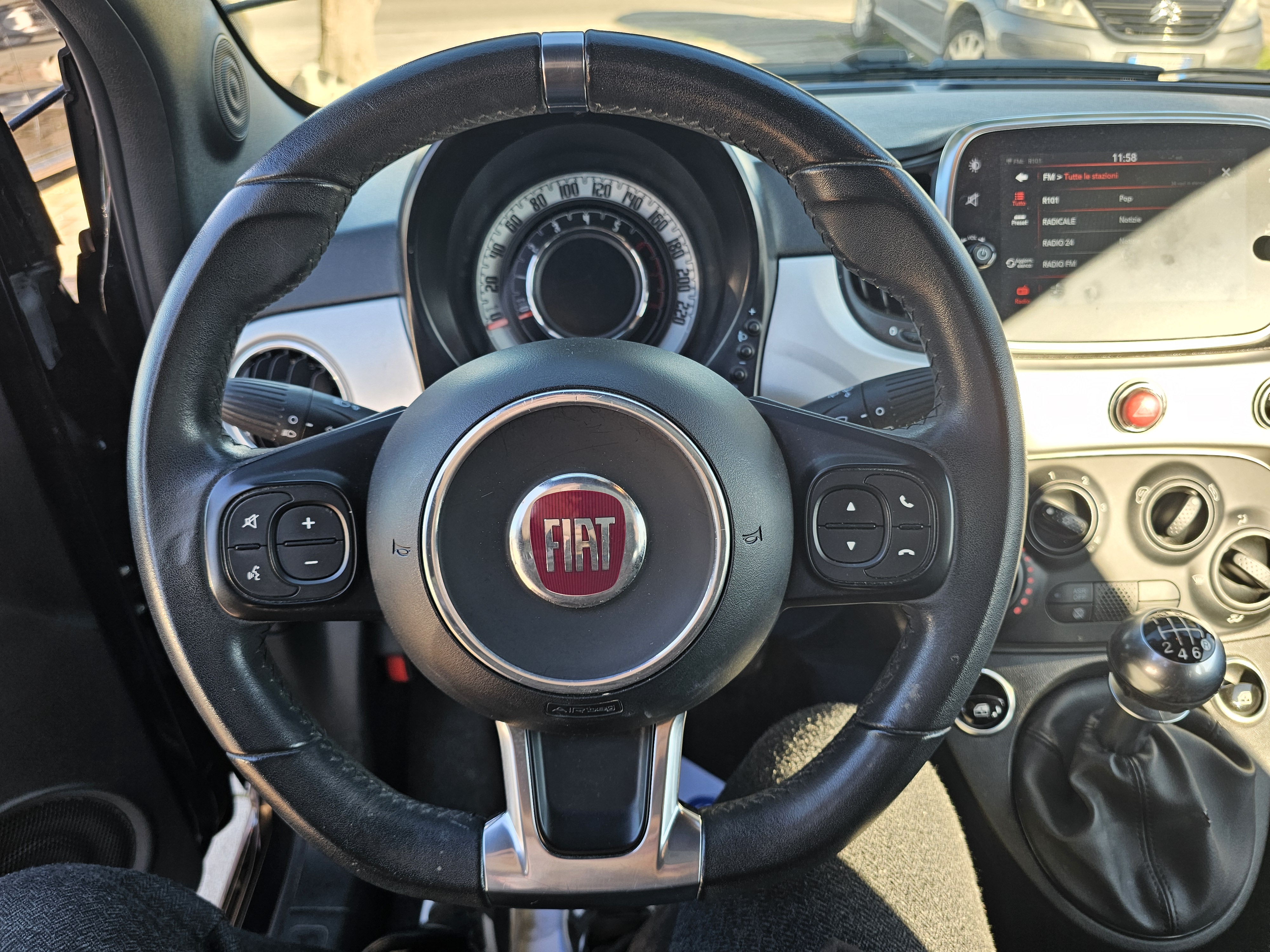 Fiat <span>500 HYBRID 
