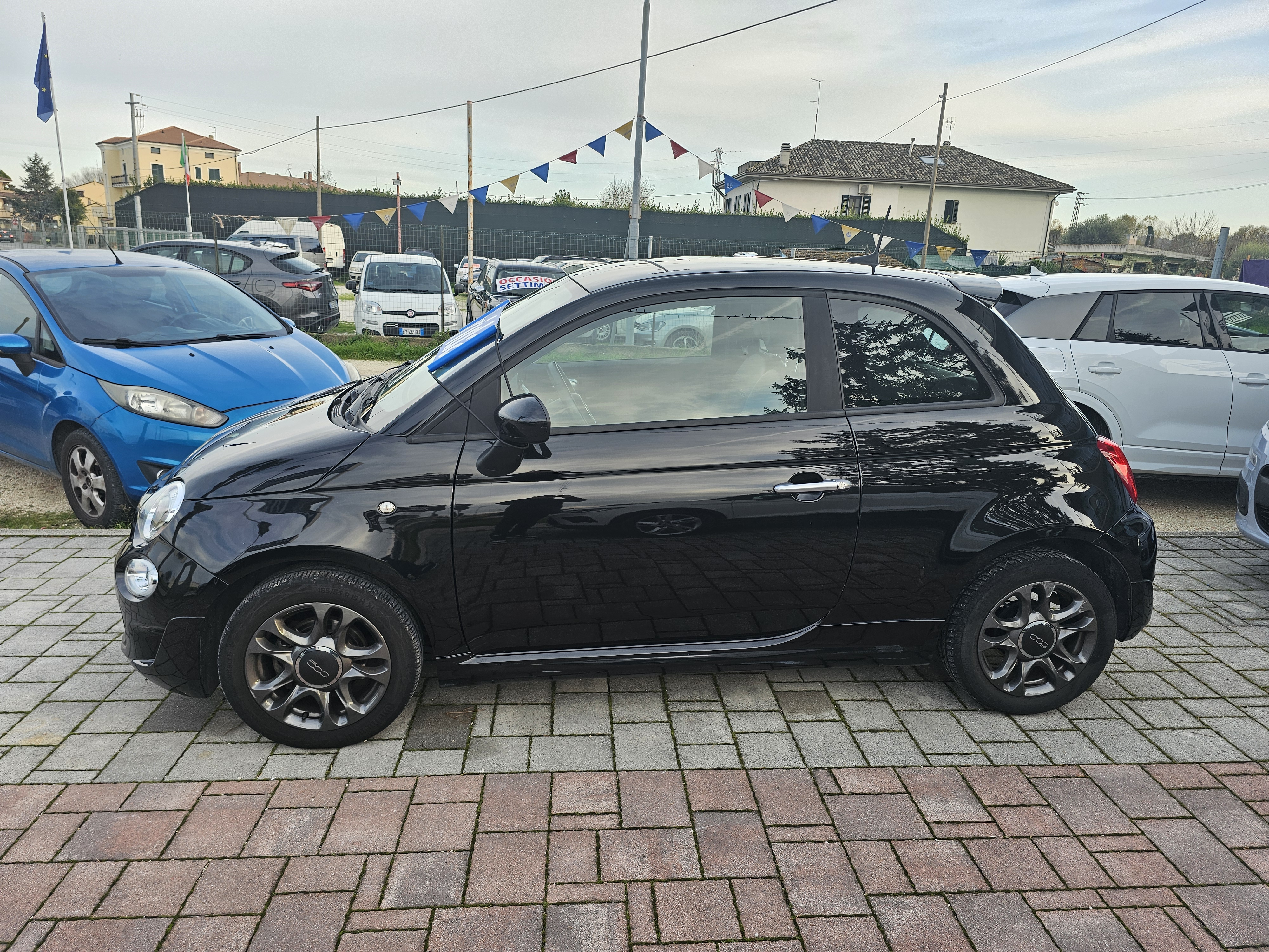 Fiat <span>500 HYBRID 