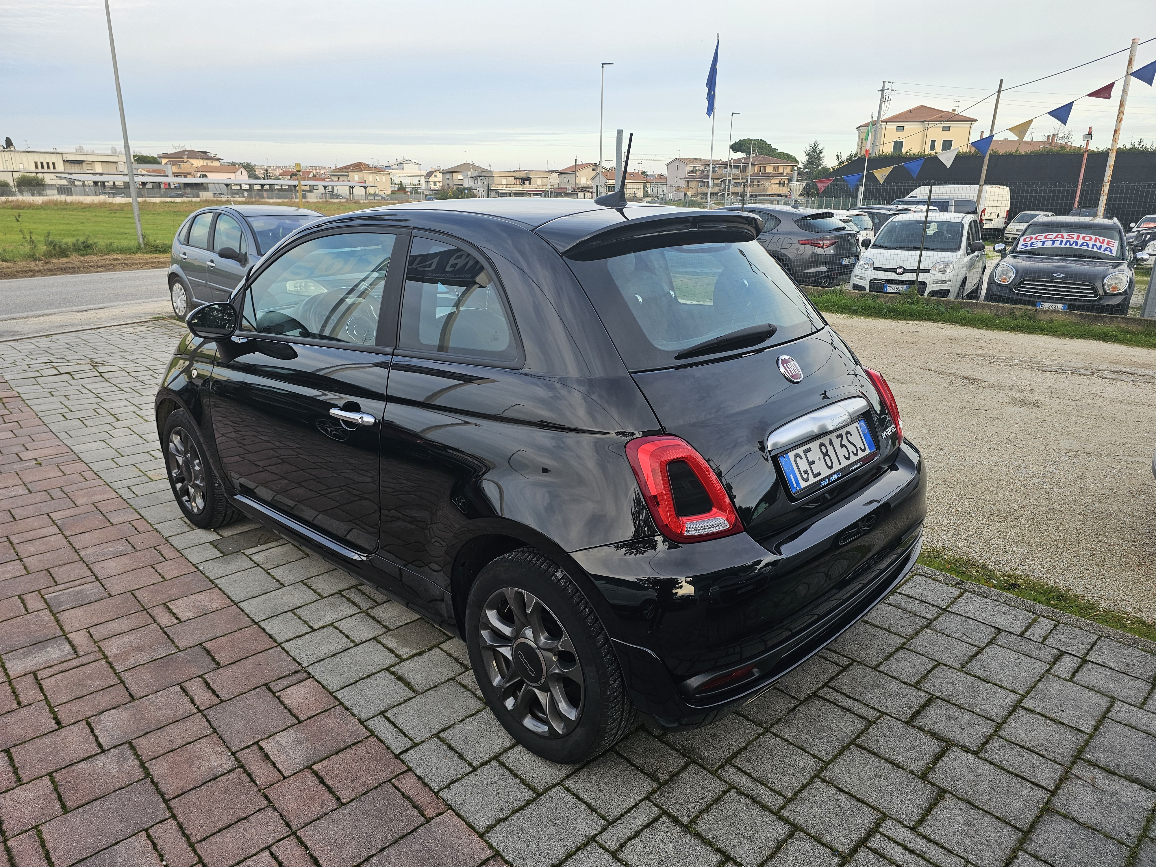 Fiat <span>500 HYBRID 