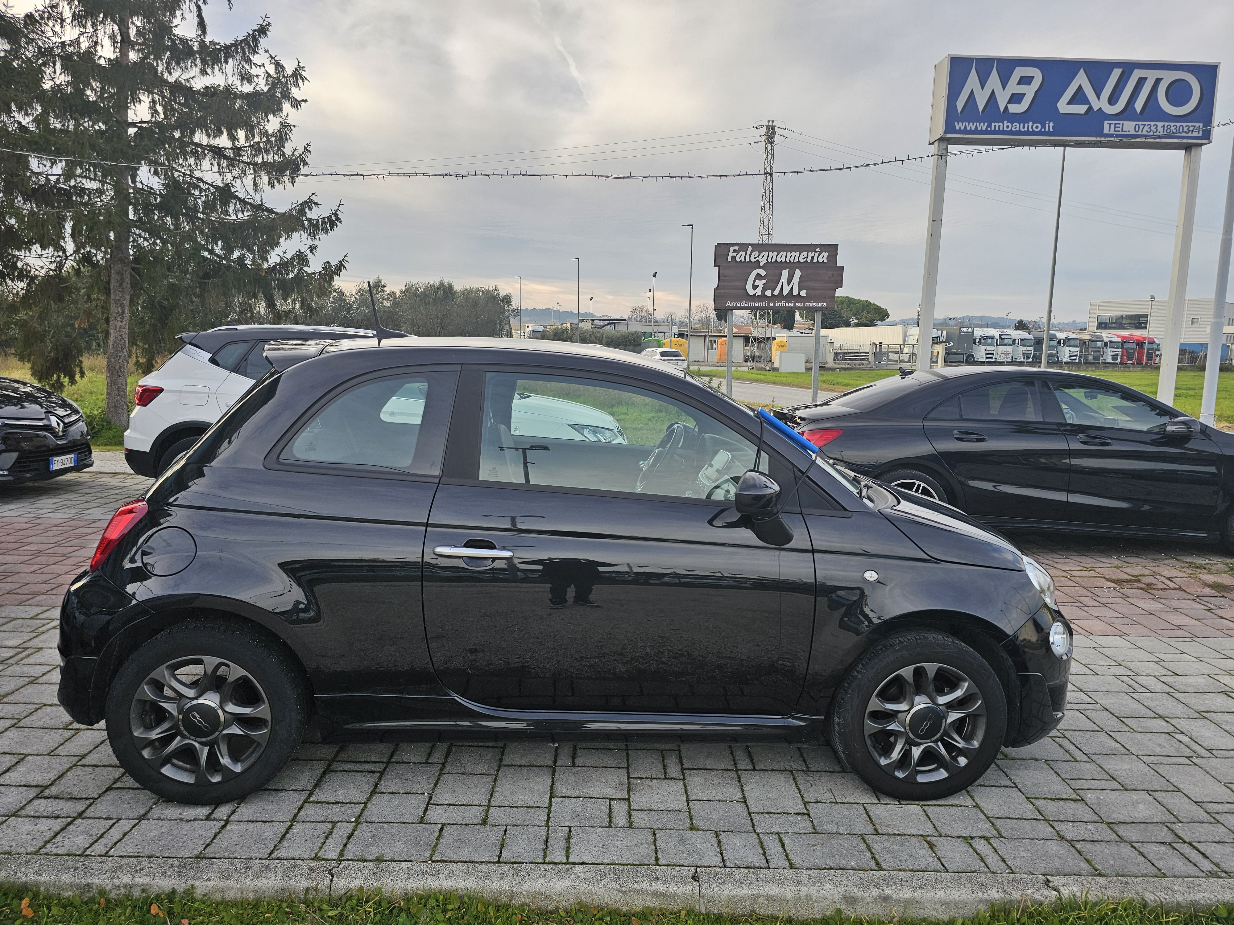 Fiat <span>500 HYBRID 