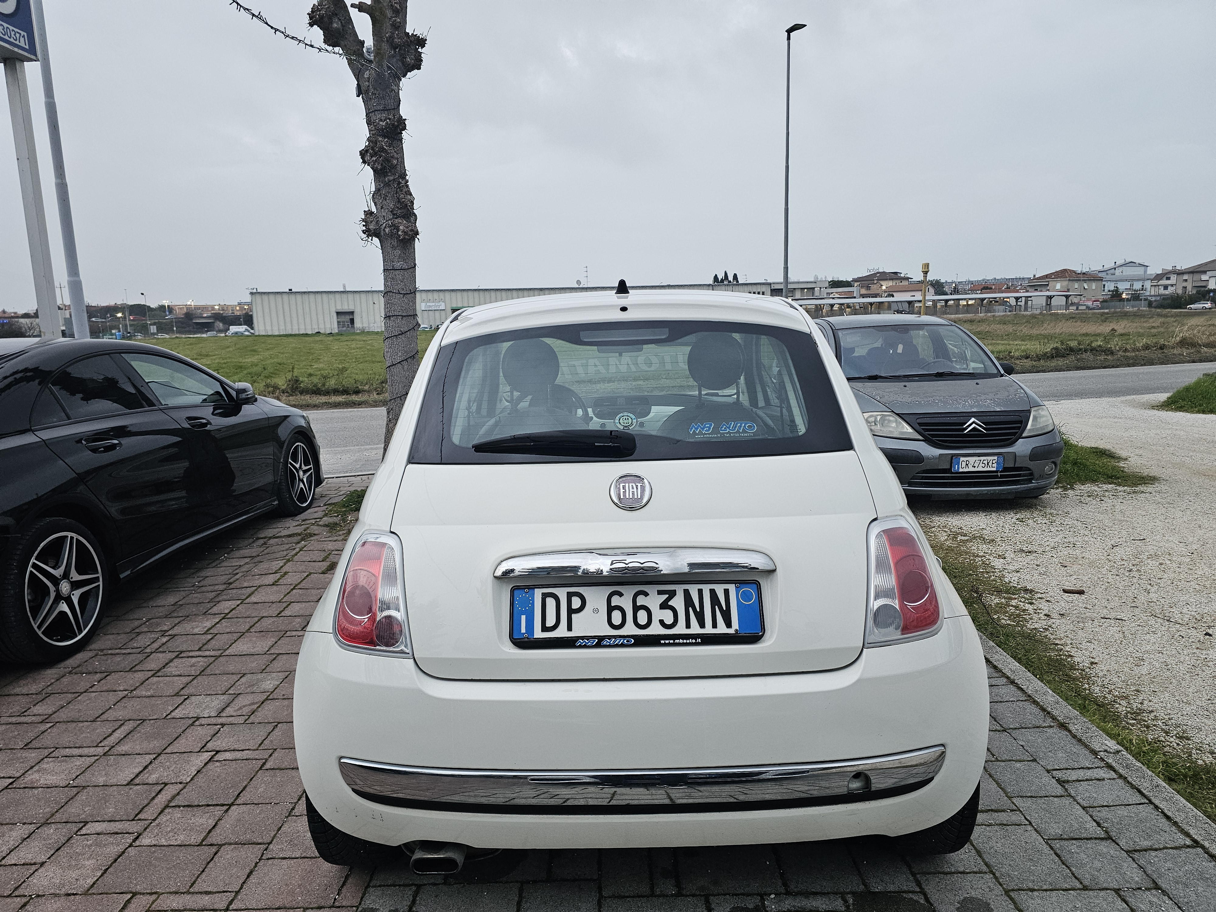 Fiat <span>500 LOUNGE 