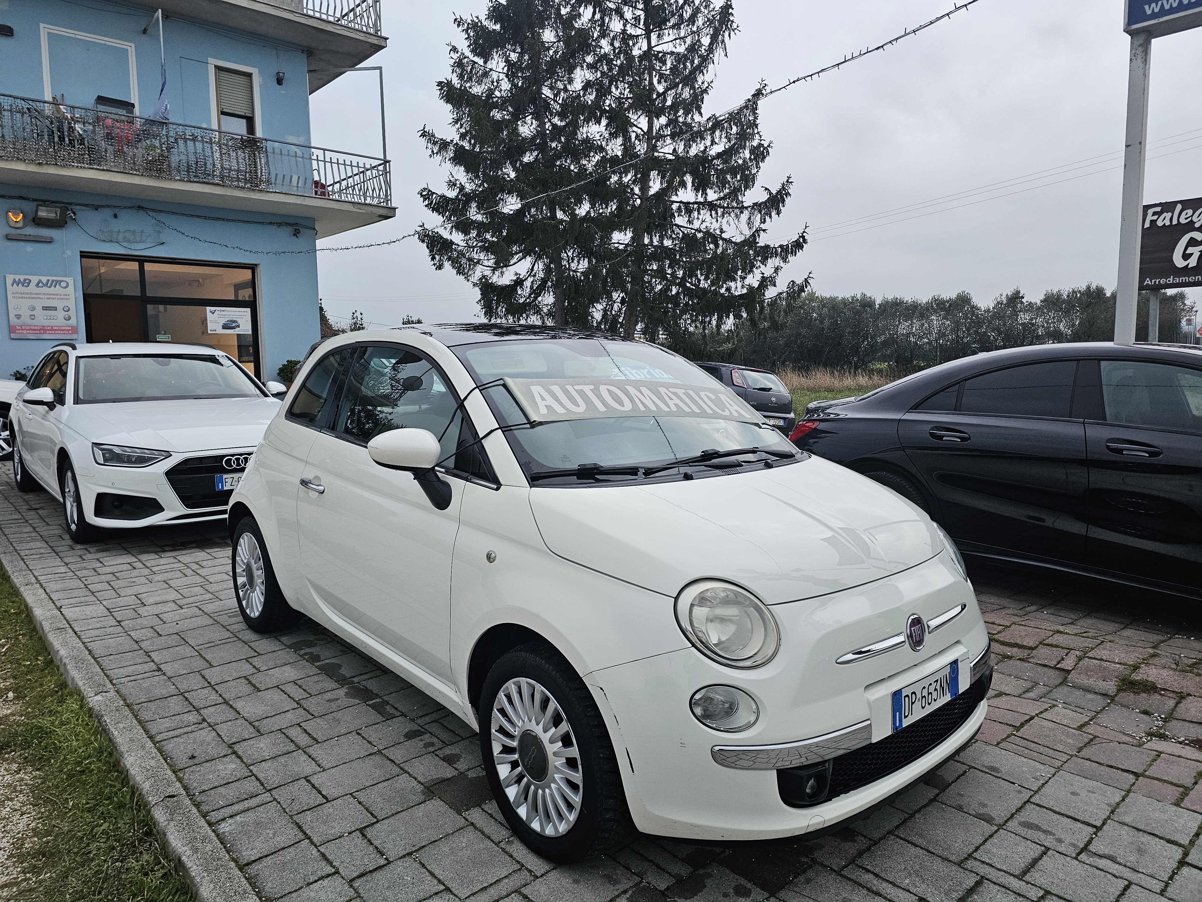 Fiat <span>500 LOUNGE 