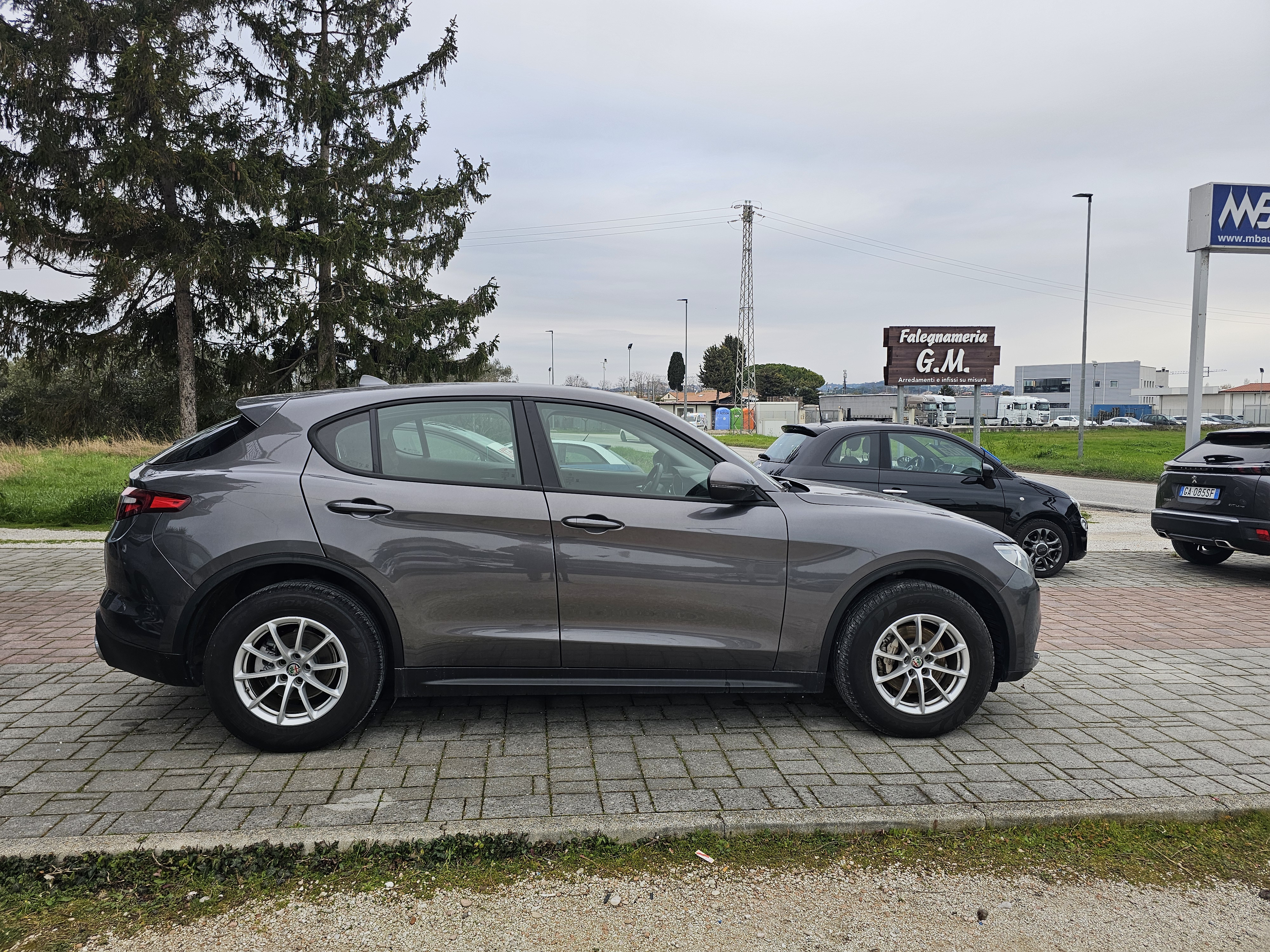 Alfa Romeo <span>Stelvio BUSINESS 