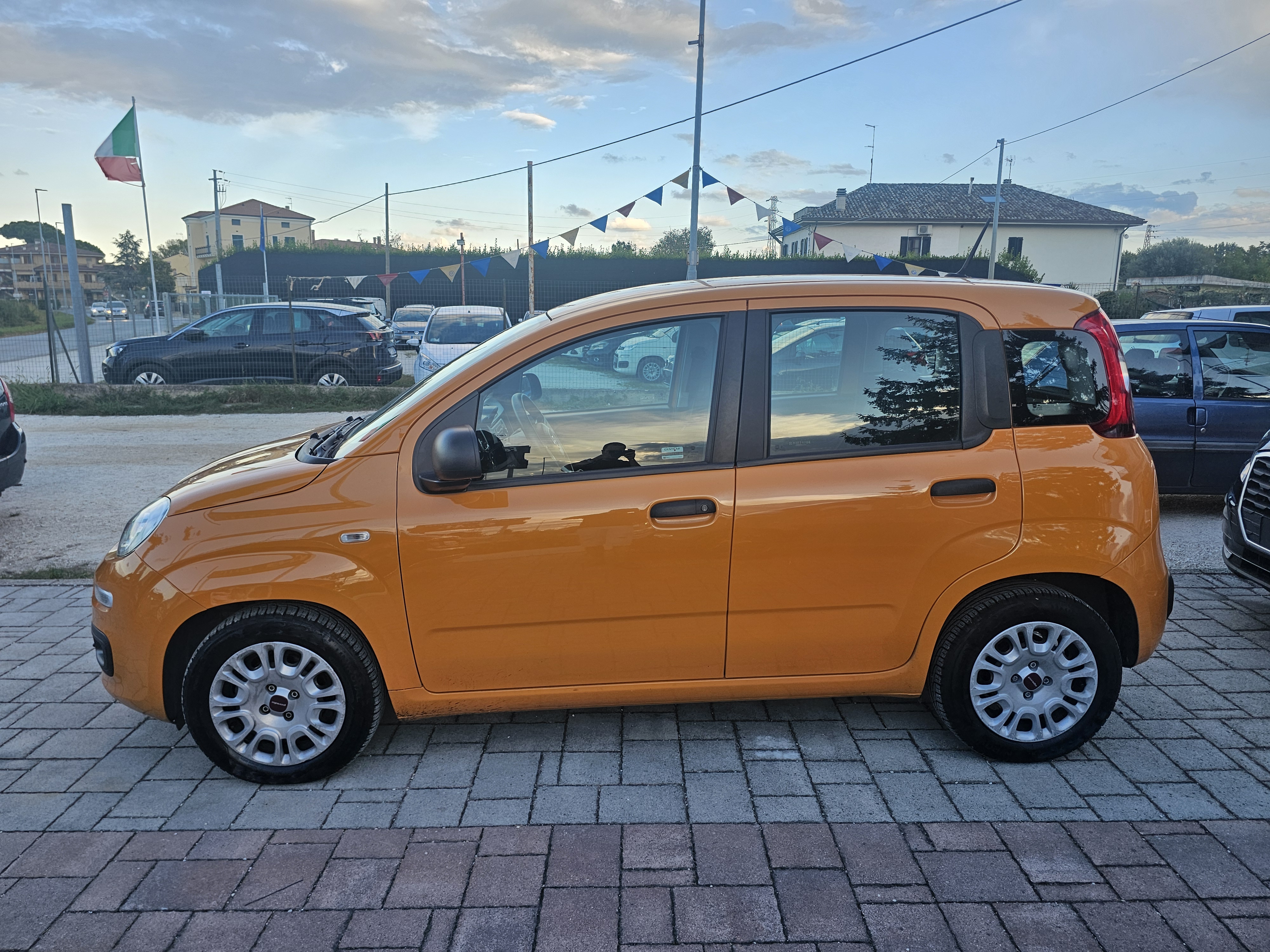 Fiat <span>Panda HYBRID 