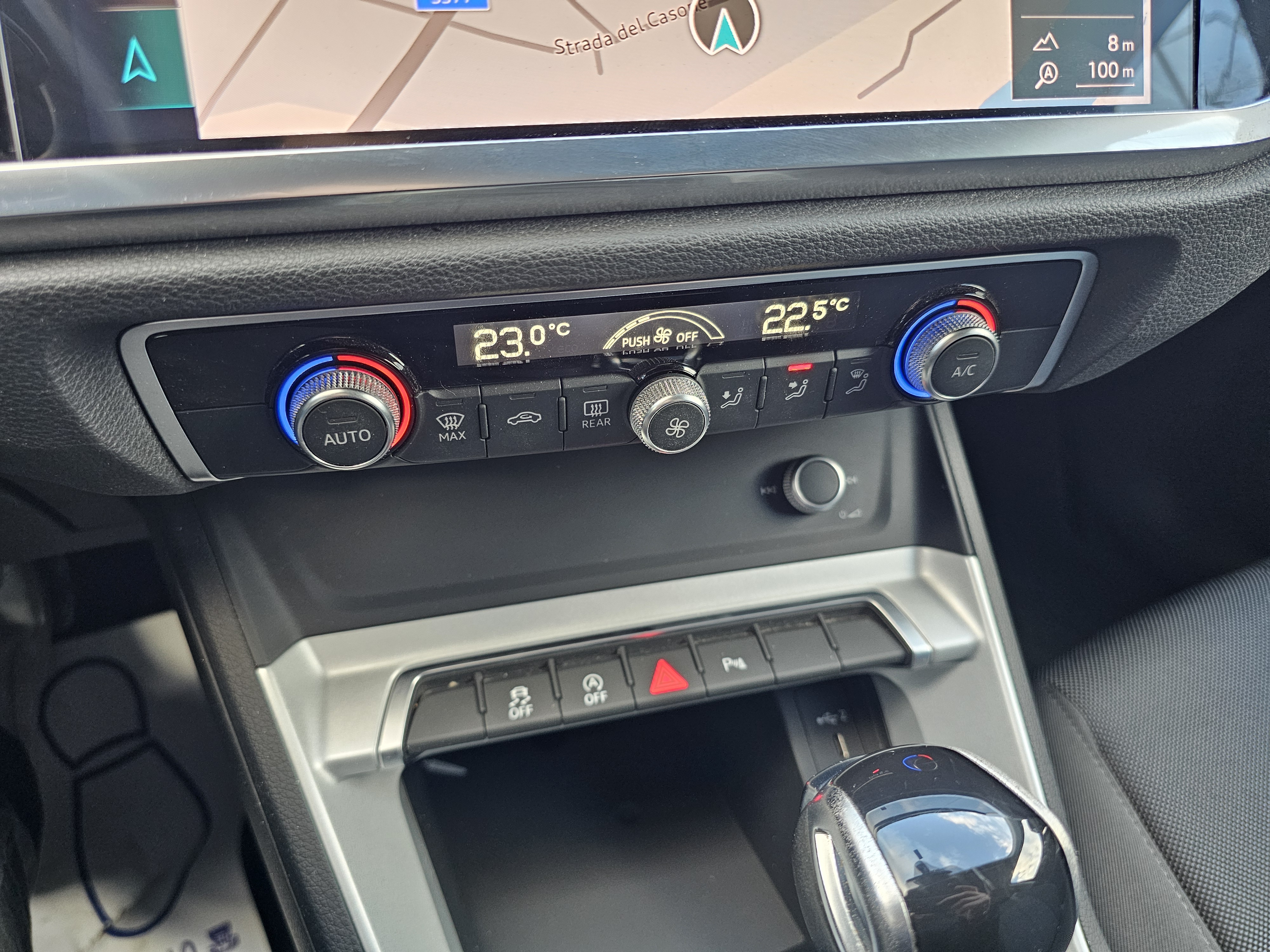 Audi <span>Q3 BUSINESS  