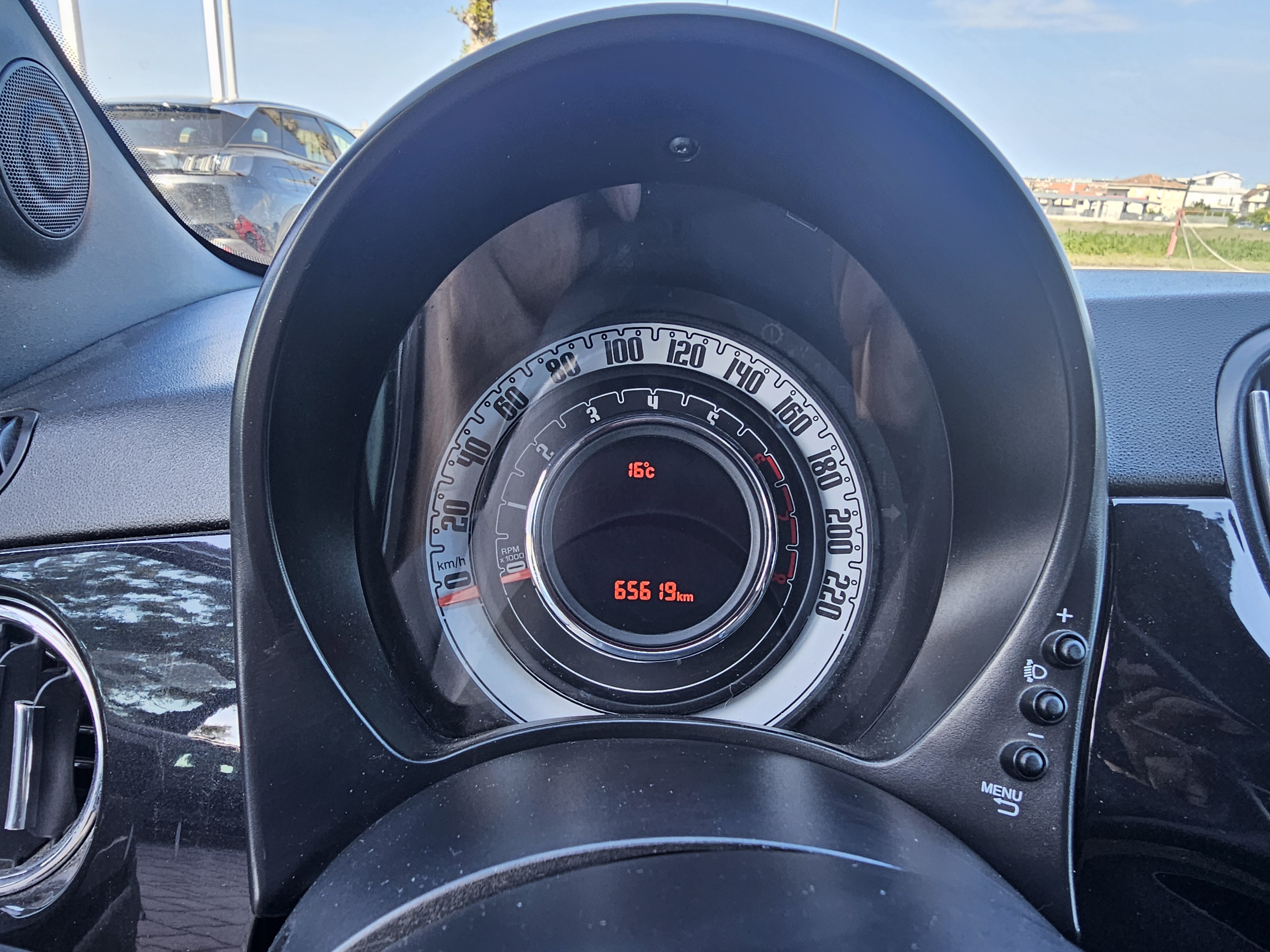 Fiat <span>500 LOUNGE 