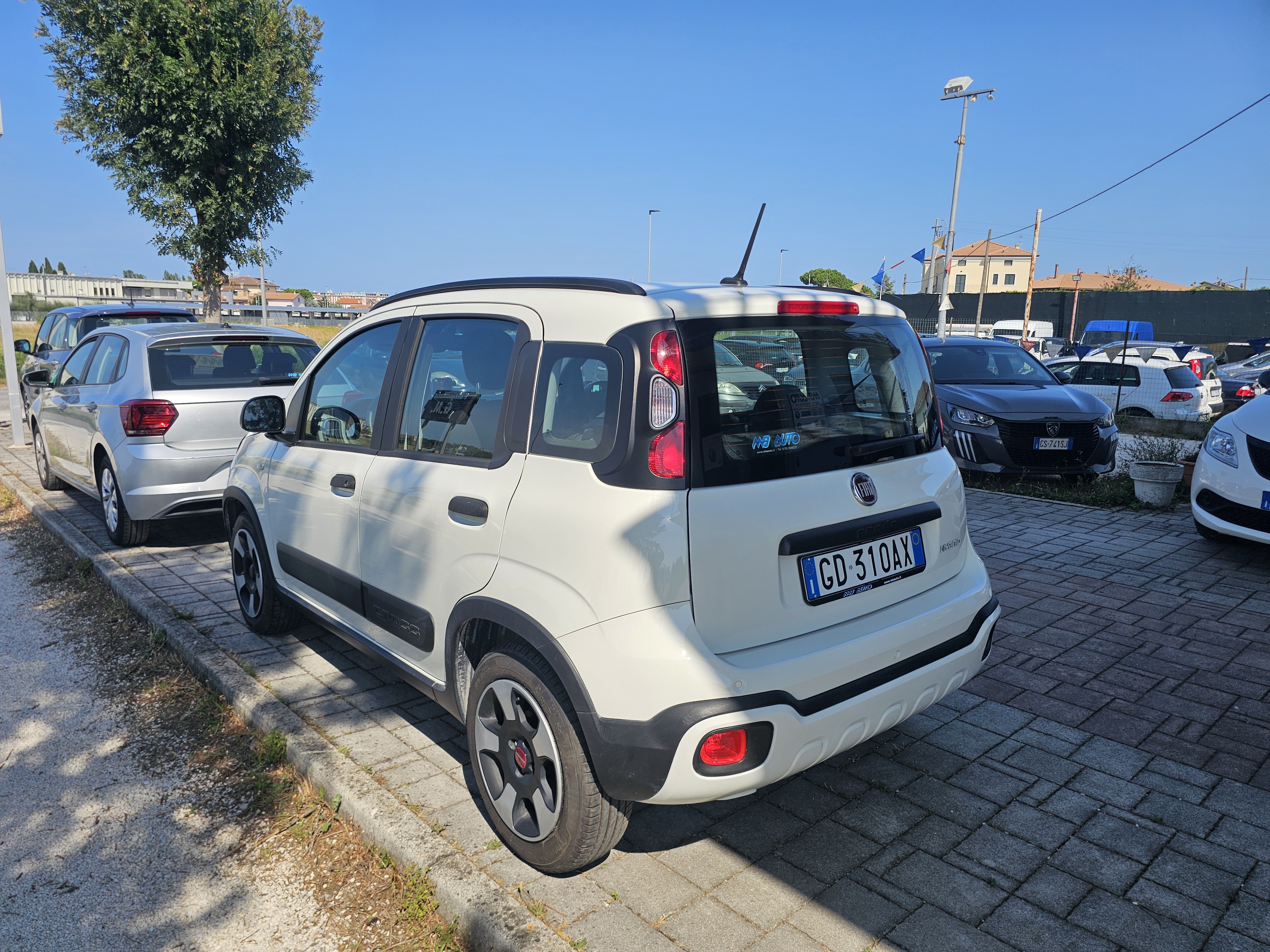 Fiat <span>Panda CROSS 