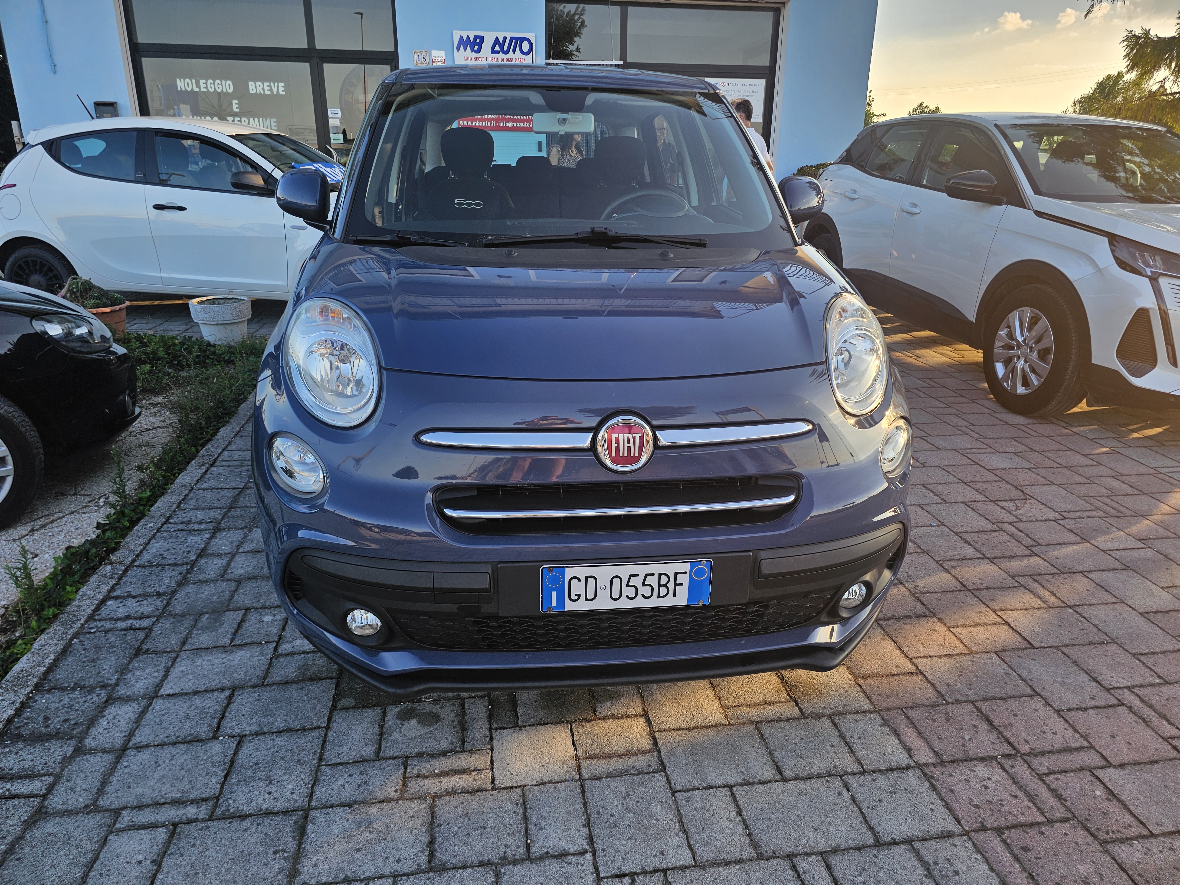 Fiat <span>500L BUSINESS 